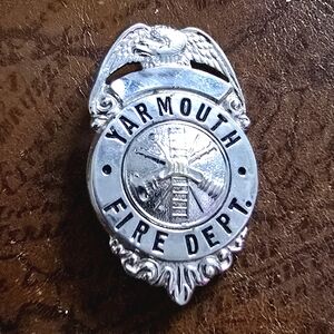 Vintage fire badge Yarmouth Fire Department firefighter obsolete badge